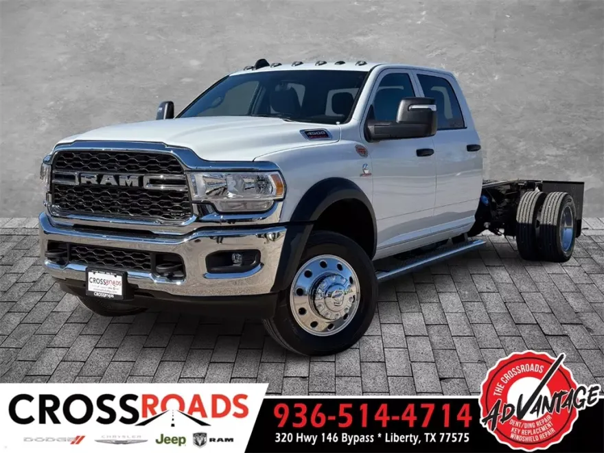 2024 Ram 4500 Tradesman photo 1