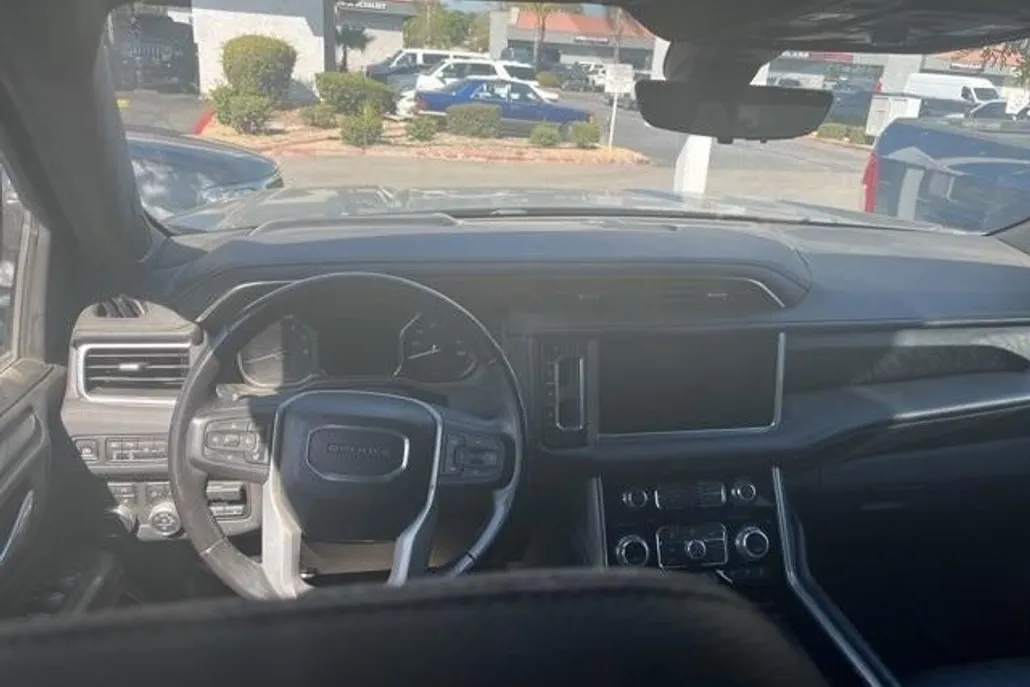 2021 Gmc Yukon Denali photo 1