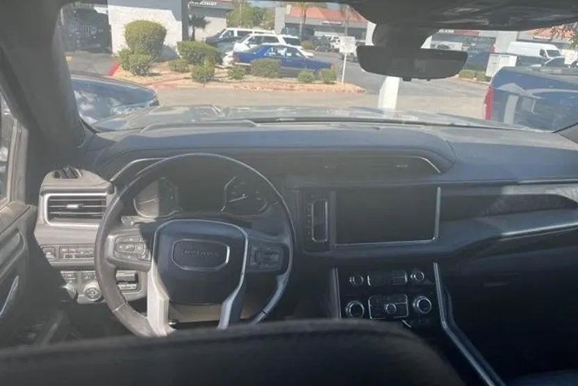 2021 Gmc Yukon Denali photo 1