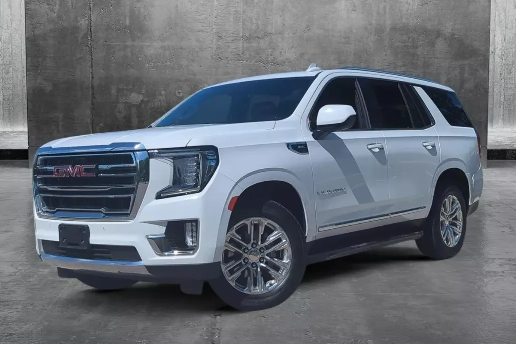 2023 Gmc Yukon SLT photo 1