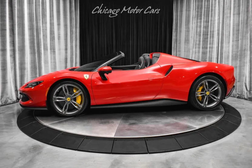 2024 Ferrari 296 GTS photo 1