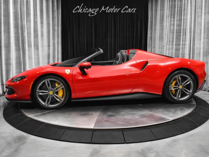 2024 Ferrari 296 GTS photo 1