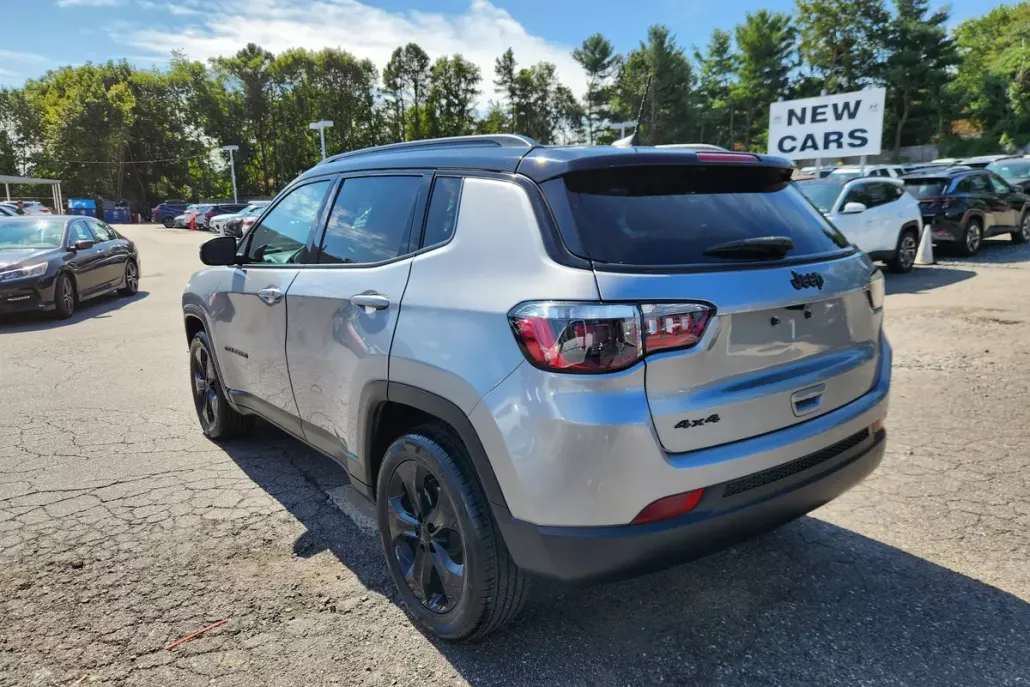 2021 Jeep Compass Altitude photo 1