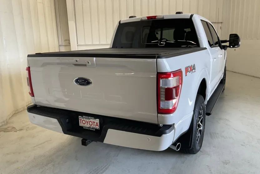 2021 Ford F-150 Lariat photo 1