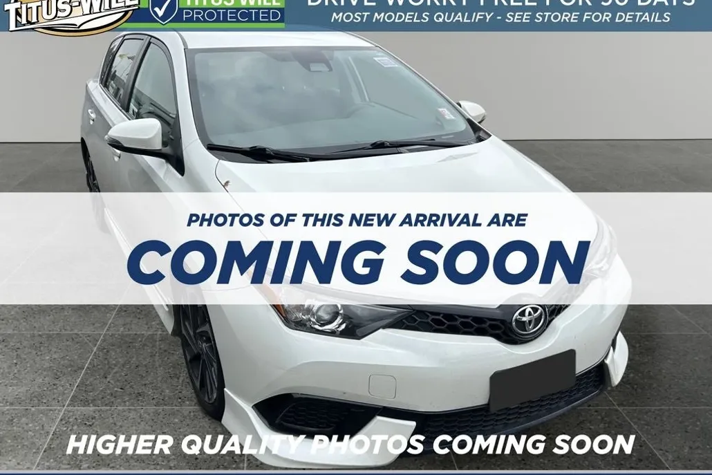 2017 Toyota Corolla iM Base photo 1