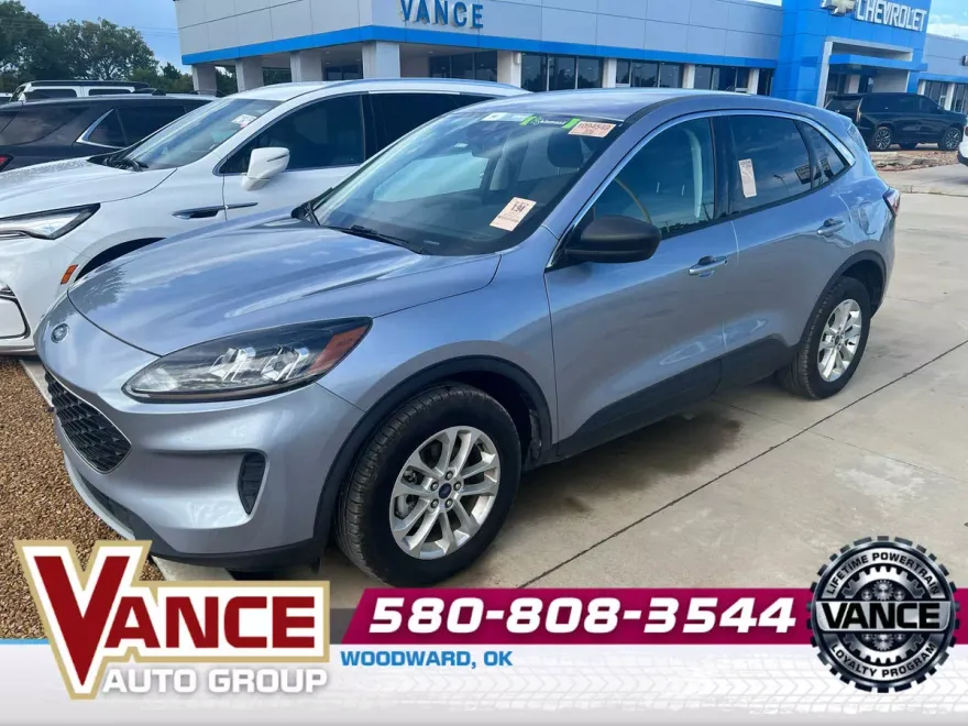 2022 Ford Escape SE Hybrid photo 1