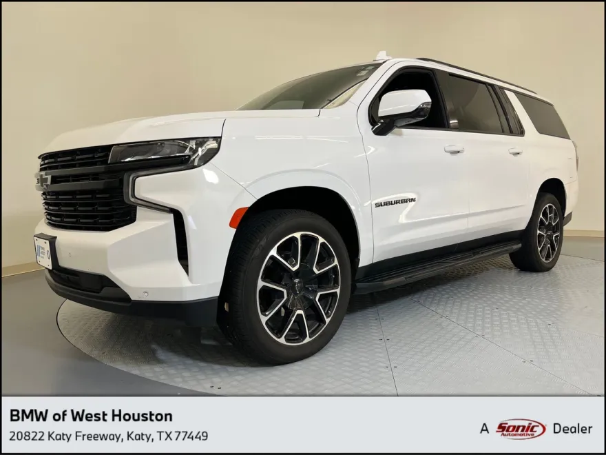 2024 Chevrolet Suburban RST photo 1