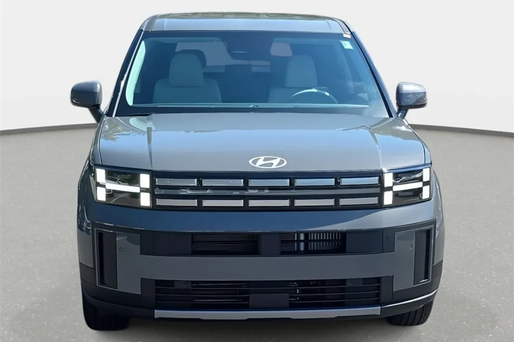 2026 Hyundai Santa Fe SE photo 1