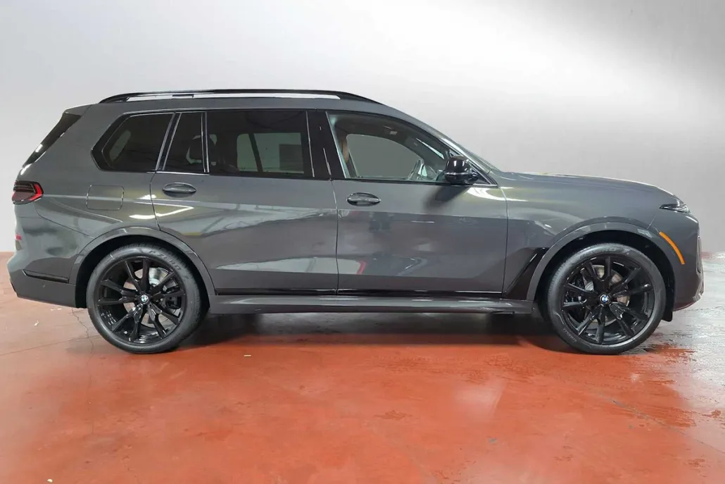 2026 Bmw X7 M60i photo 1