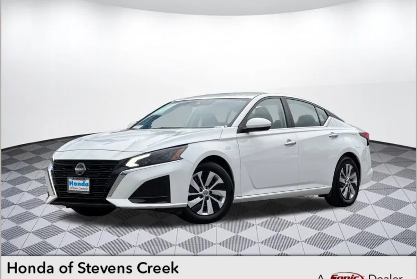 2023 Nissan Altima 2.5 S photo 1