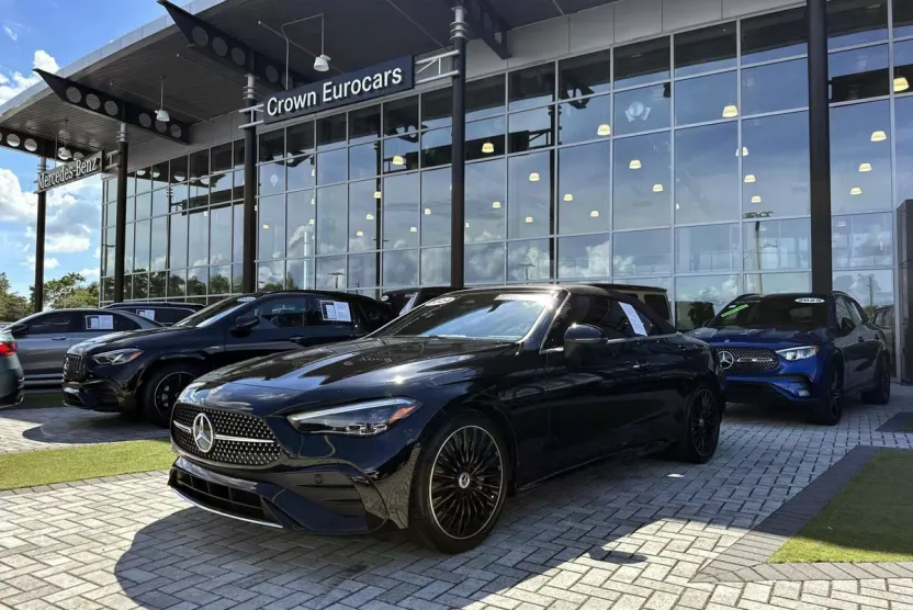 2025 Mercedes Benz CLE 300 4MATIC photo 1