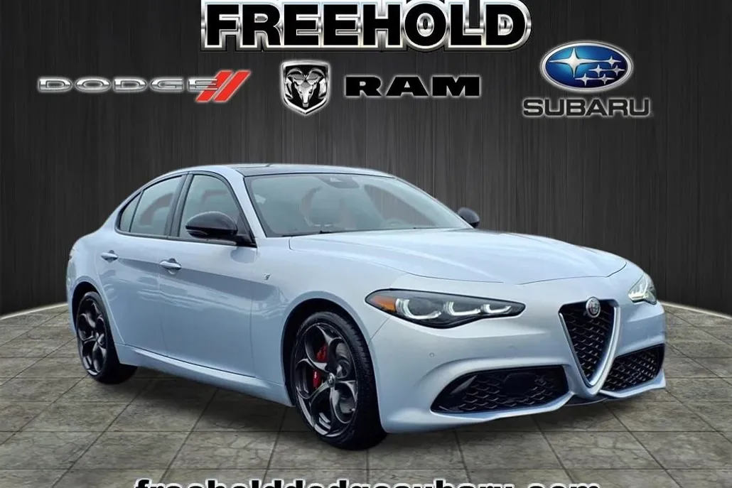2024 Alfa Romeo Giulia (952) Ti - VELOCE photo 1