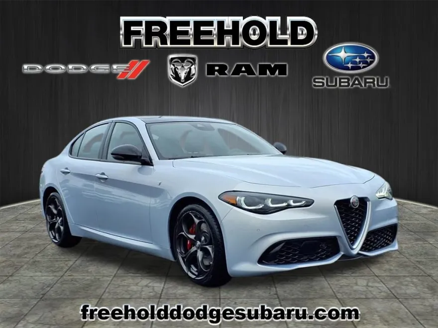 2024 Alfa Romeo Giulia (952) Ti - VELOCE photo 1