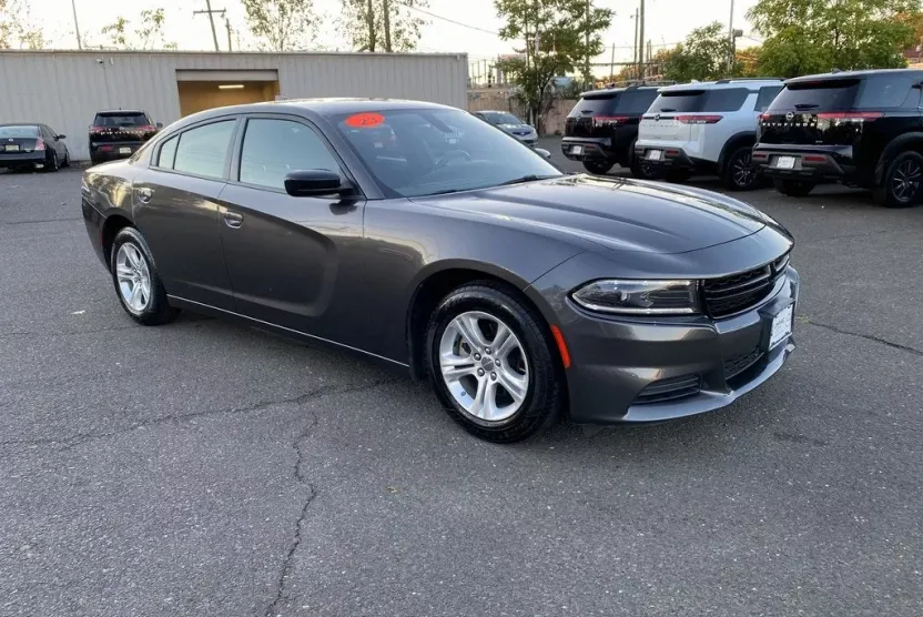 2023 Dodge Charger SXT photo 1