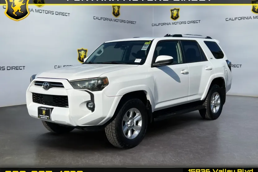 2021 Toyota 4Runner SR5 photo 1