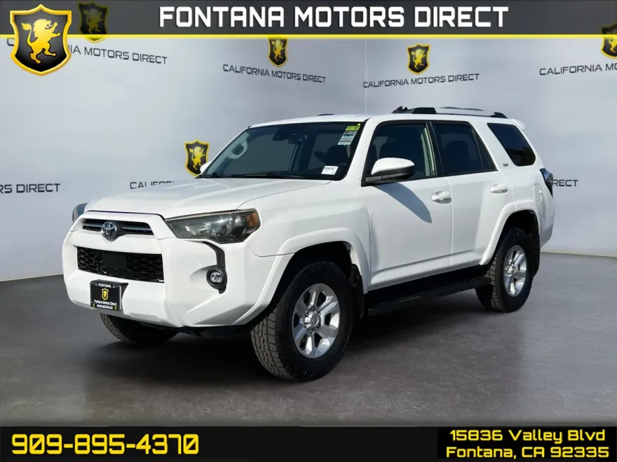 2021 Toyota 4Runner SR5 photo 1