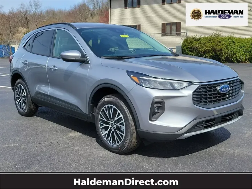 2024 Ford Escape Base photo 1