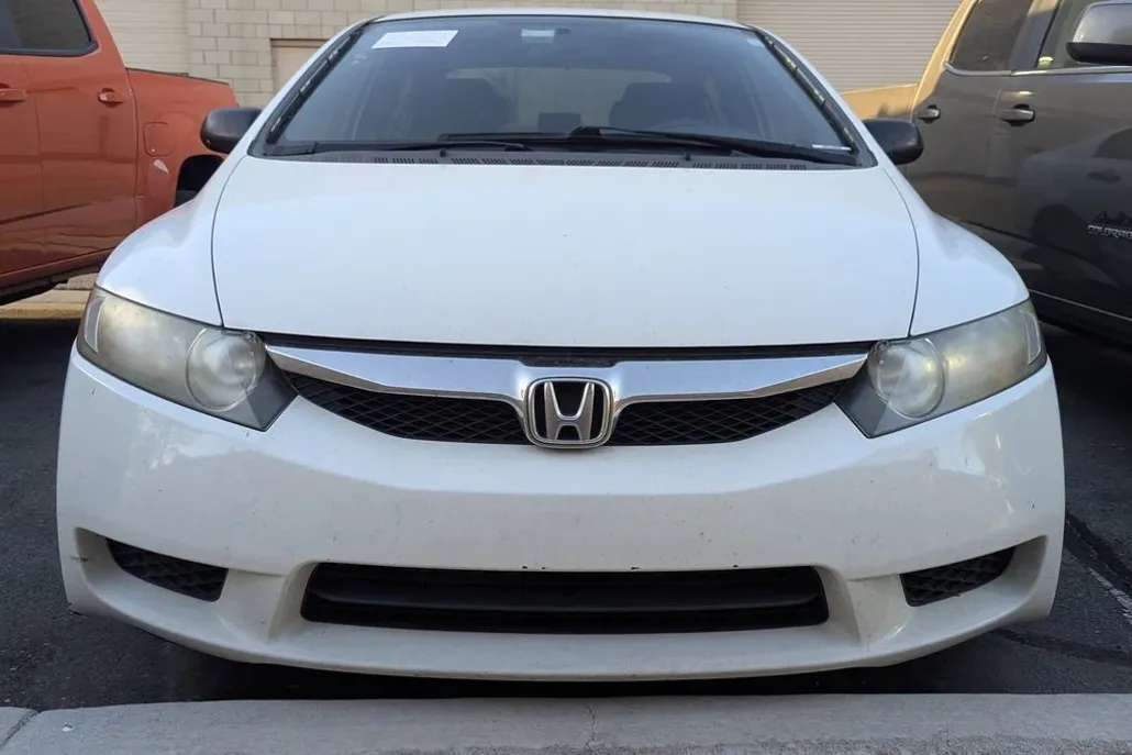 2009 Honda Civic VP photo 1