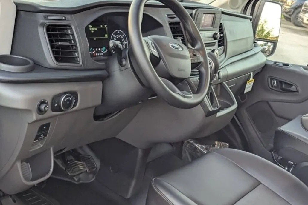 2025 Ford Transit photo 1