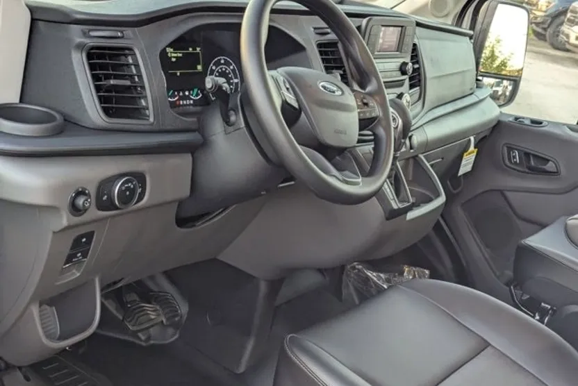2025 Ford Transit photo 1