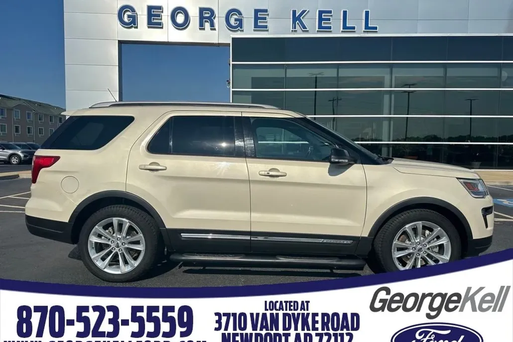 2018 Ford Explorer XLT photo 1
