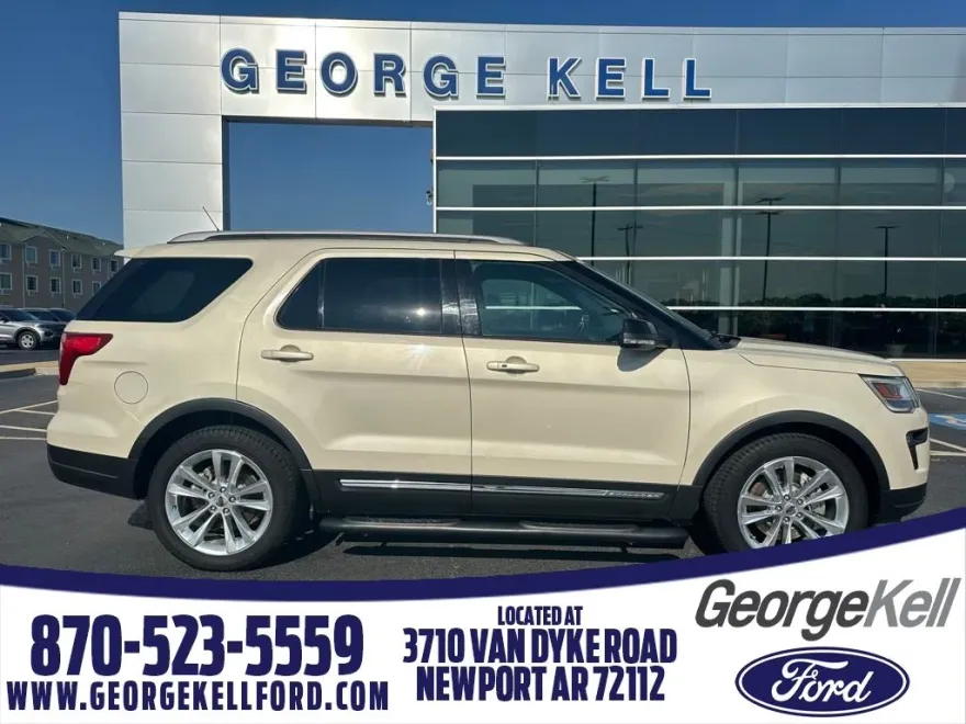2018 Ford Explorer XLT photo 1