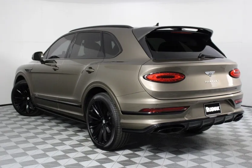 2021 Bentley Bentayga Speed photo 1