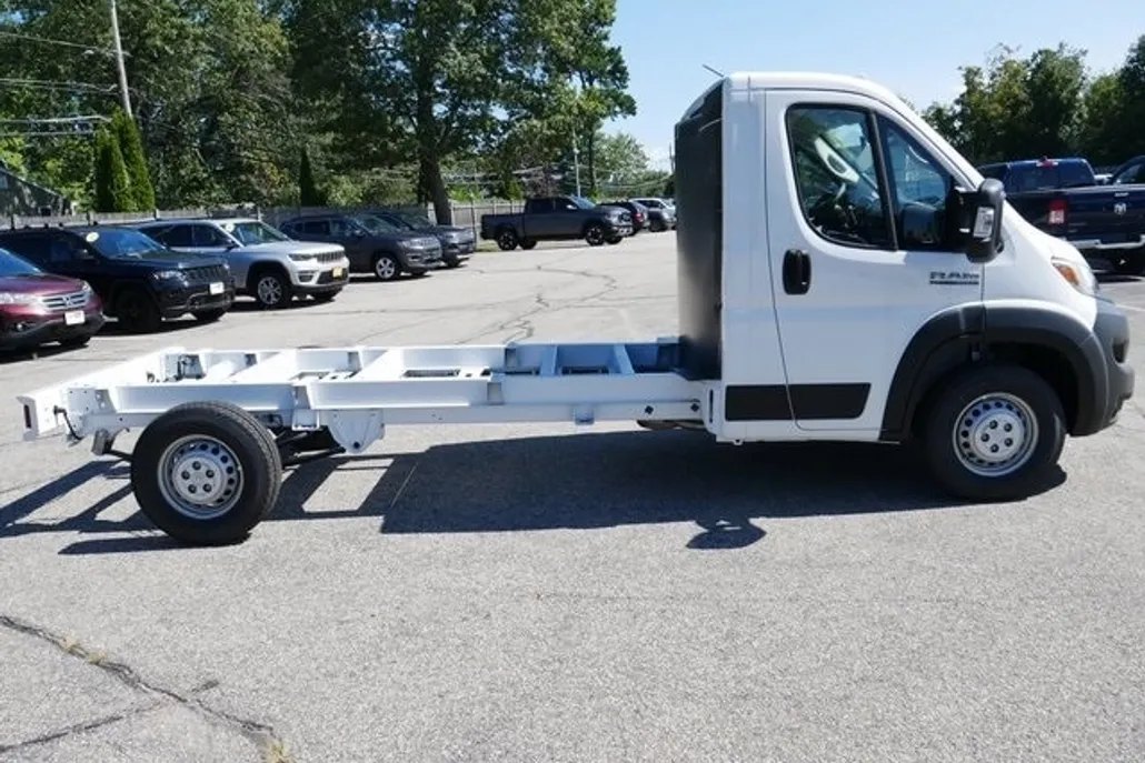 2024 Ram 3500 Tradesman photo 1