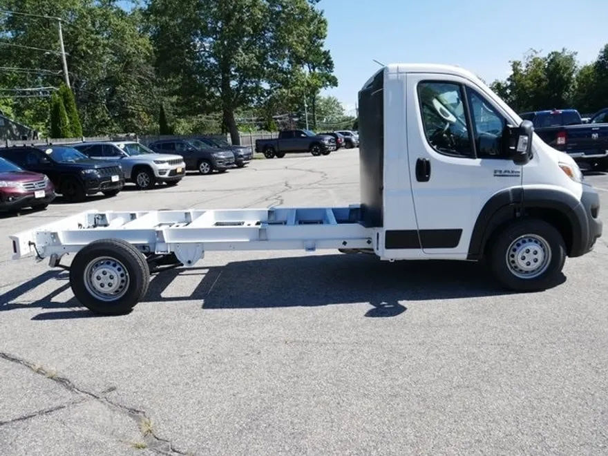 2024 Ram 3500 Tradesman photo 1