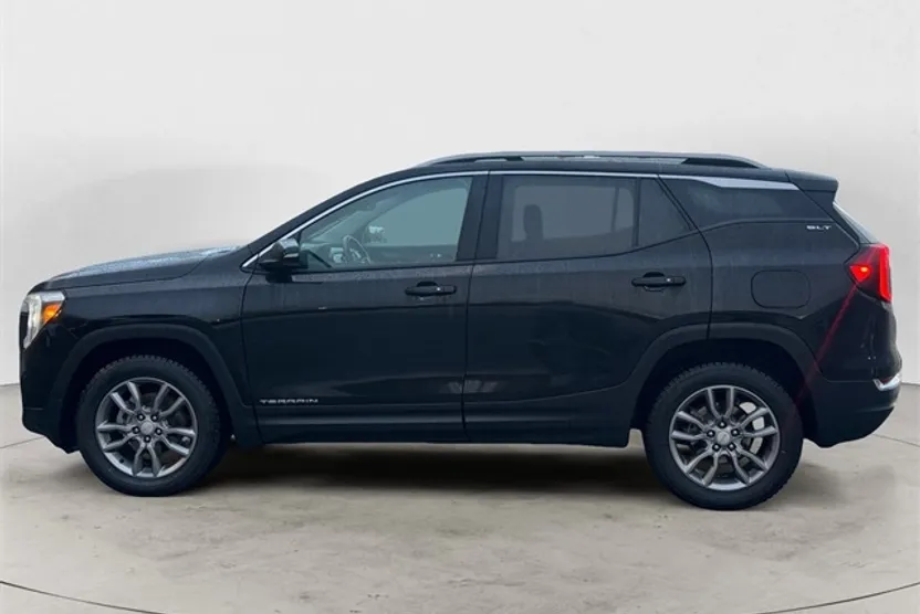 2024 Gmc Terrain SLT photo 1