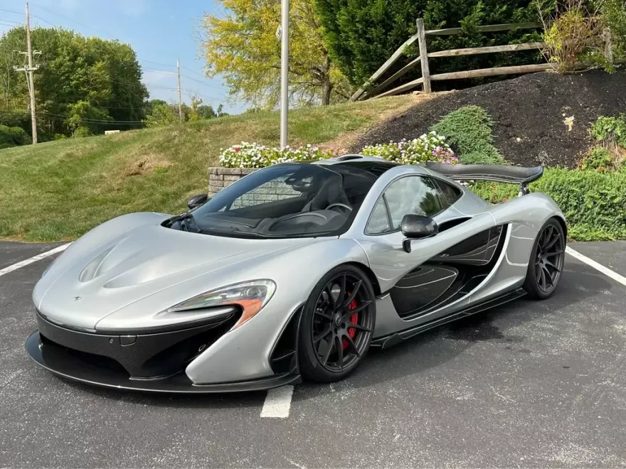 2014 Mclaren P1 photo 1
