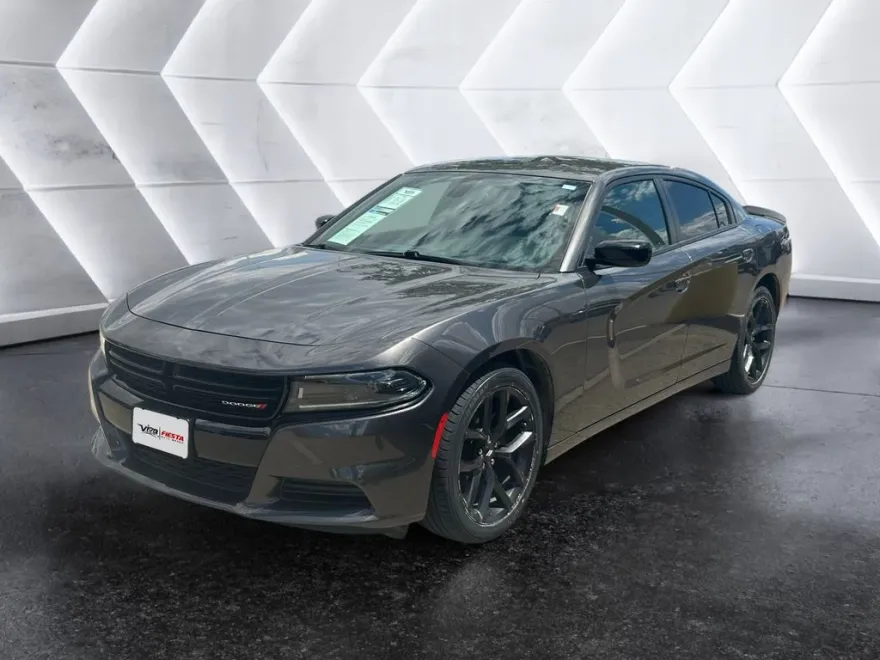2022 Dodge Charger SXT photo 1