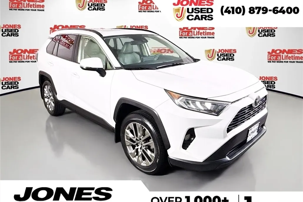 2019 Toyota RAV4 XLE Premium photo 1