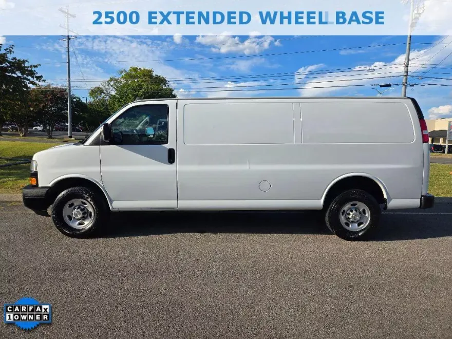 2022 Chevrolet Express 2500 Work Van photo 1