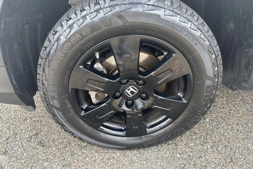2022 Honda Pilot TrailSport photo 1