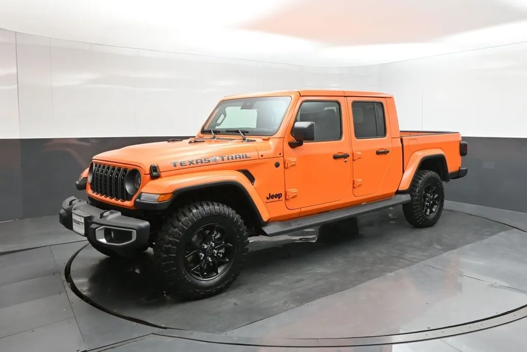 2025 Jeep Gladiator Sport photo 1