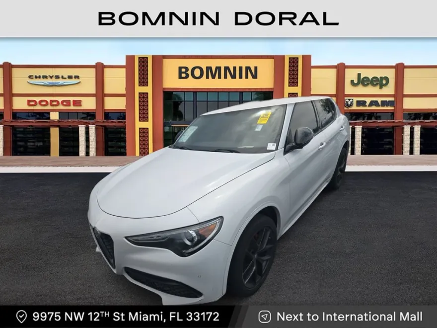 2020 Alfa Romeo Stelvio Ti photo 1