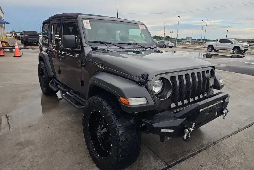 2021 Jeep Wrangler Unlimited Sport photo 1