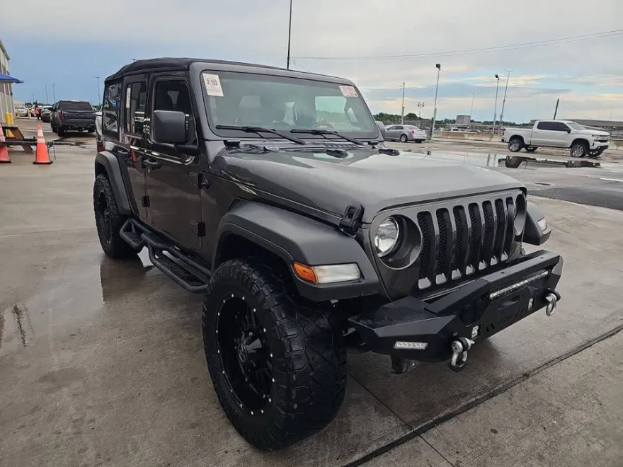 2021 Jeep Wrangler Unlimited Sport photo 1