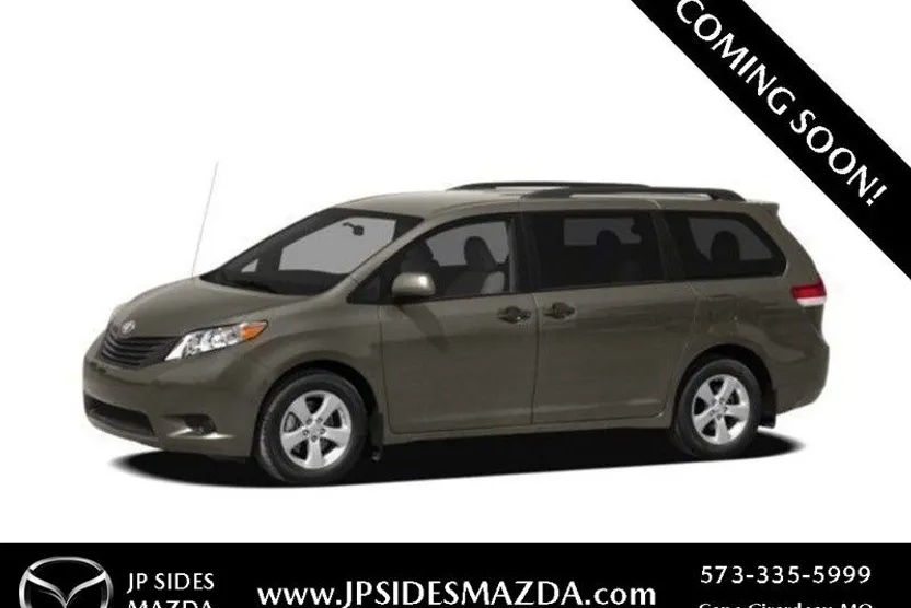 2012 Toyota Sienna photo 1