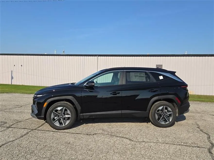 2025 Hyundai Tucson SEL Convenience photo 1