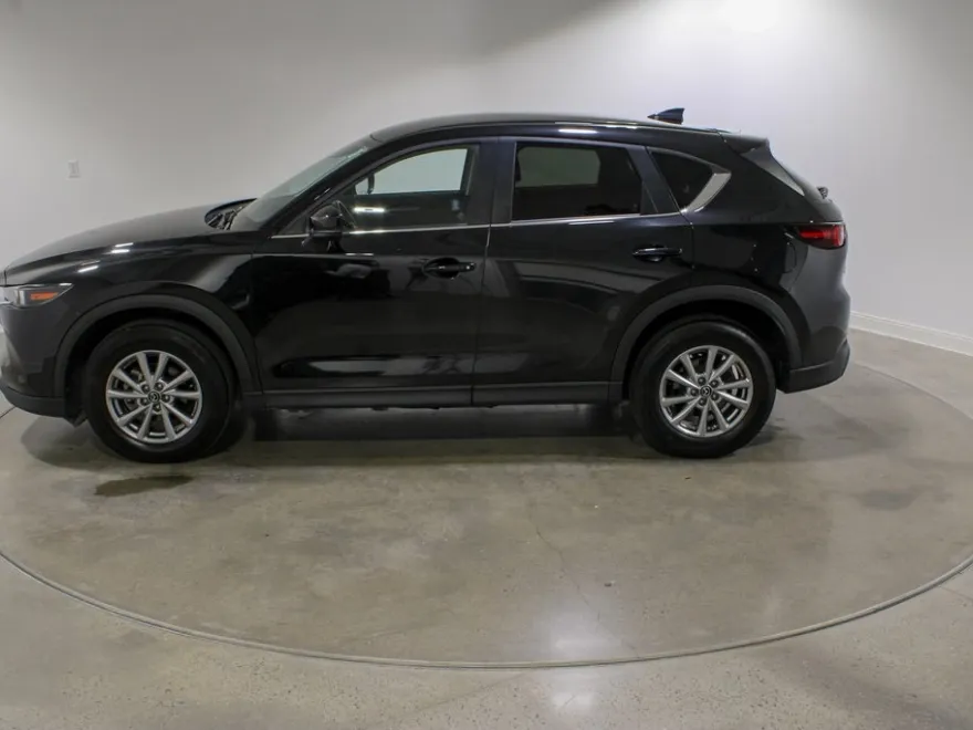 2022 Mazda CX-5 2.5 Select photo 1