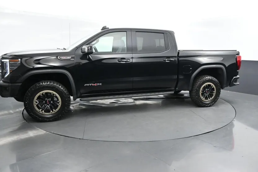 2024 Gmc Sierra 1500 AT4X photo 1