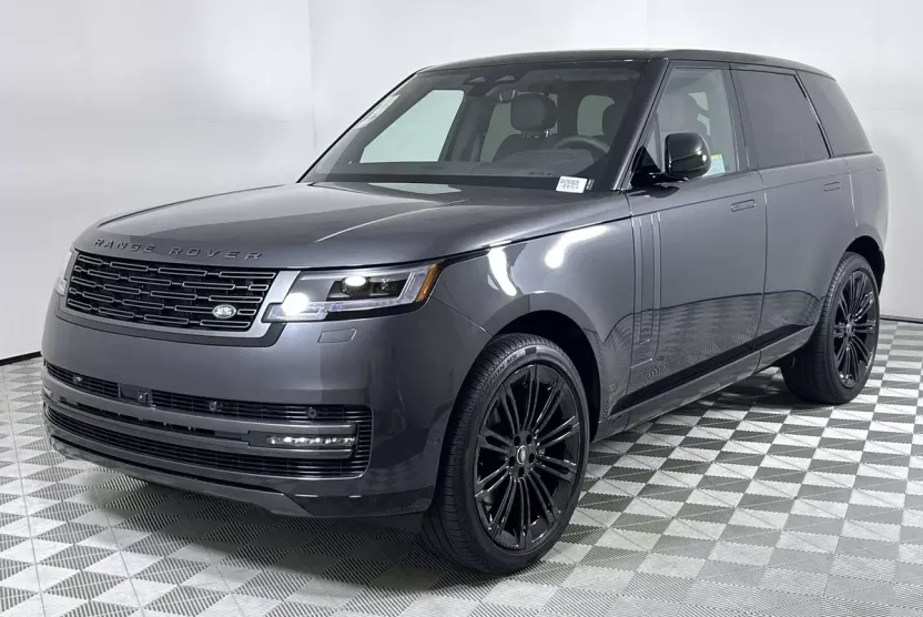 2025 Land Rover Range Rover SE photo 1
