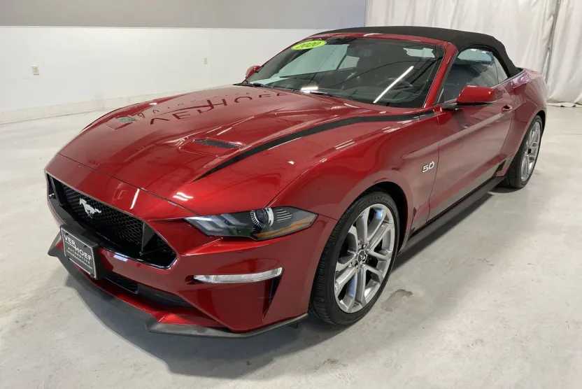 2020 Ford Mustang GT Premium photo 1