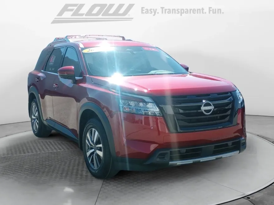2024 Nissan Pathfinder SL photo 1