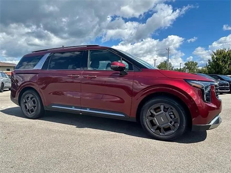 2026 Kia Carnival EX photo 1