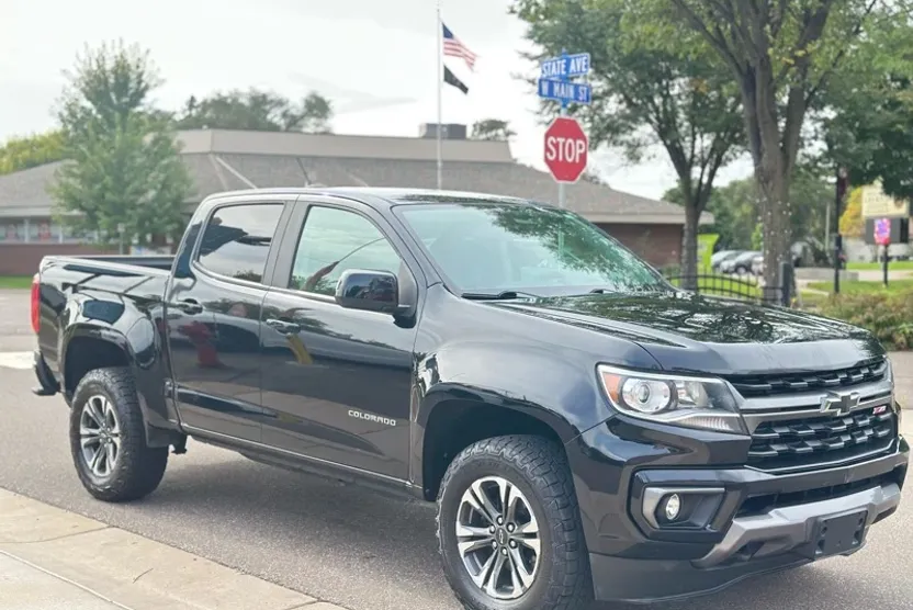 2021 Chevrolet Colorado Z71 photo 1