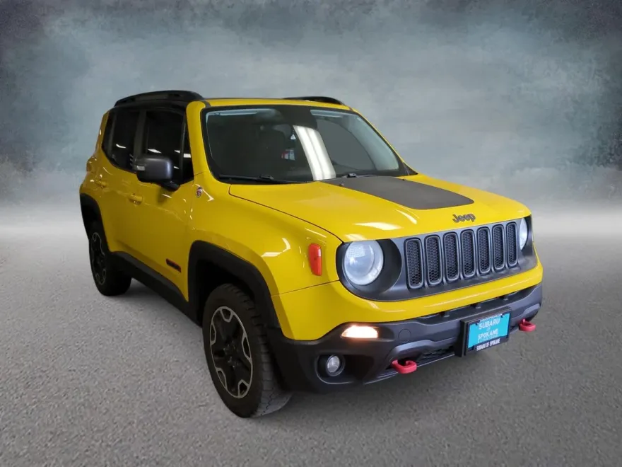 2017 Jeep Renegade Trailhawk photo 1