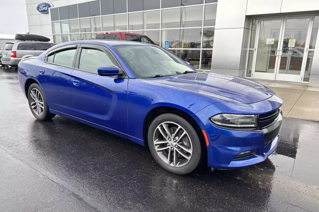 2019 Dodge Charger SXT AWD photo 1